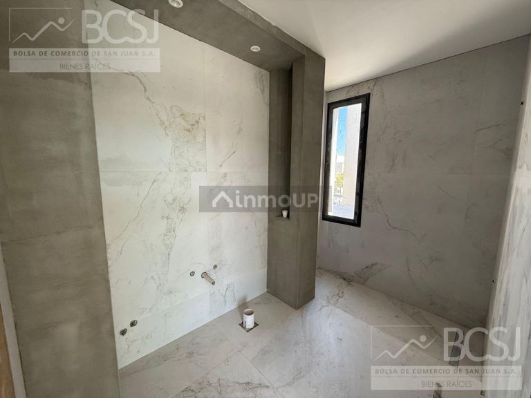 Casa en Alquiler en Rivadavia, San Juan