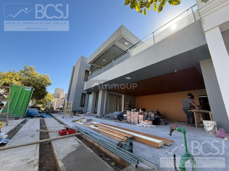 Casa en Alquiler en Rivadavia, San Juan