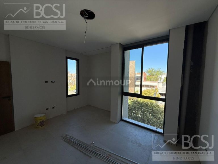 Casa en Alquiler en Rivadavia, San Juan