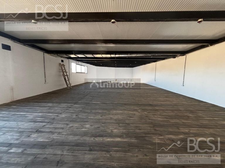 Local Comercial en Alquiler en Capital, San Juan