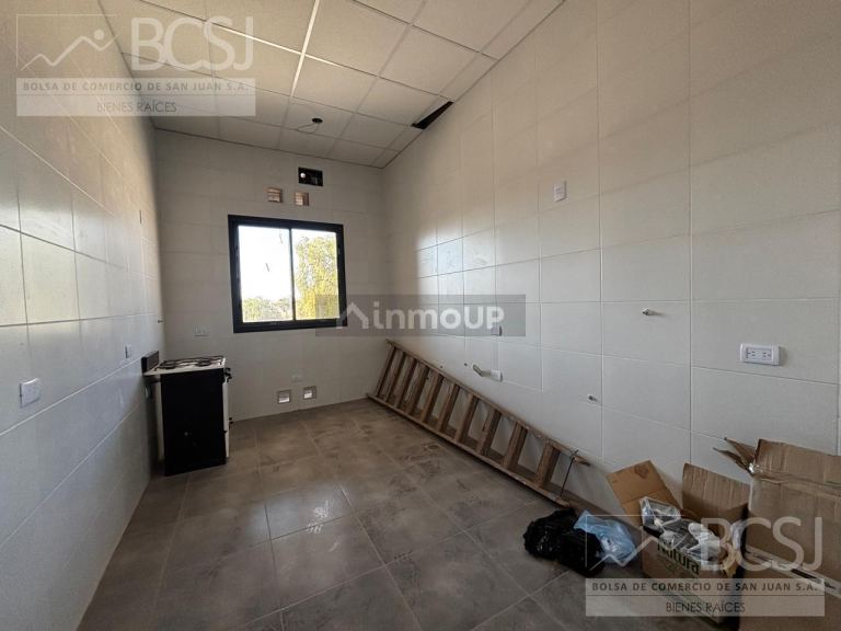 Local Comercial en Alquiler en Capital, San Juan