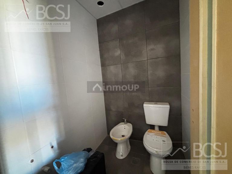 Local Comercial en Alquiler en Capital, San Juan