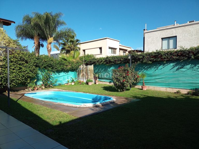 Casa en Alquiler en Maipu, Mendoza