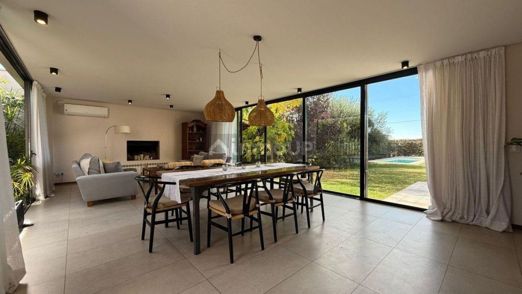 Casa en Venta en Maipu, Mendoza