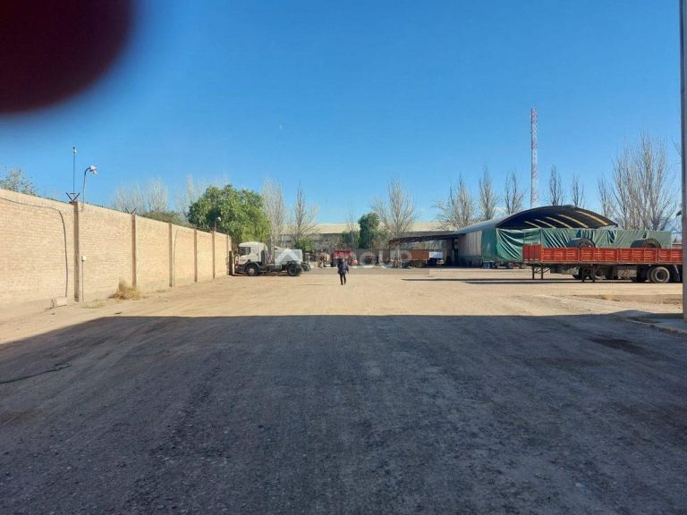 Galpon en Alquiler en Godoy Cruz, Mendoza