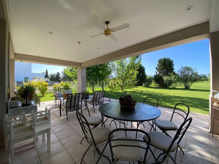 Casa en Venta en Maipu, Mendoza