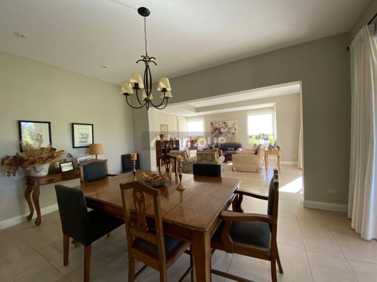 Casa en Venta en Maipu, Mendoza