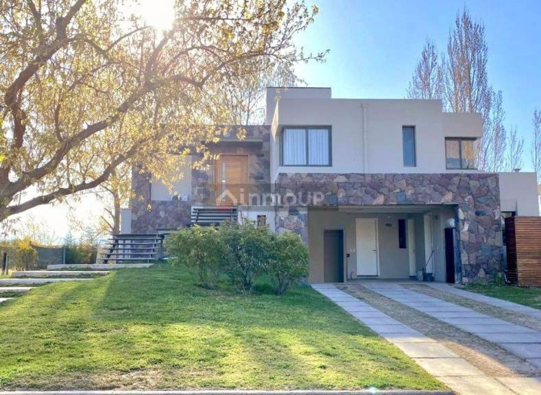 Casa en Venta en Maipu, Mendoza