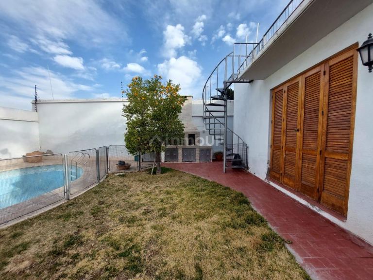 Chalet en Venta en Maipu, Mendoza