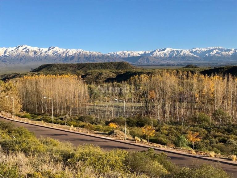 Casa en Venta en Lujan de Cuyo, Mendoza
