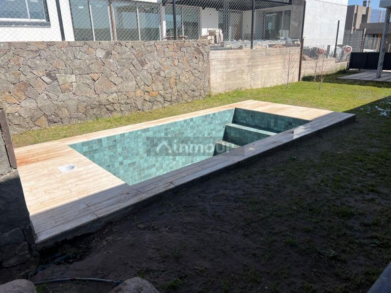 Casa en Venta en Lujan de Cuyo, Mendoza