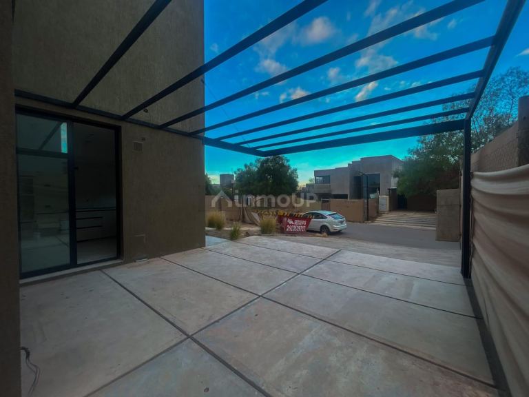 Casa en Venta en Maipu, Mendoza