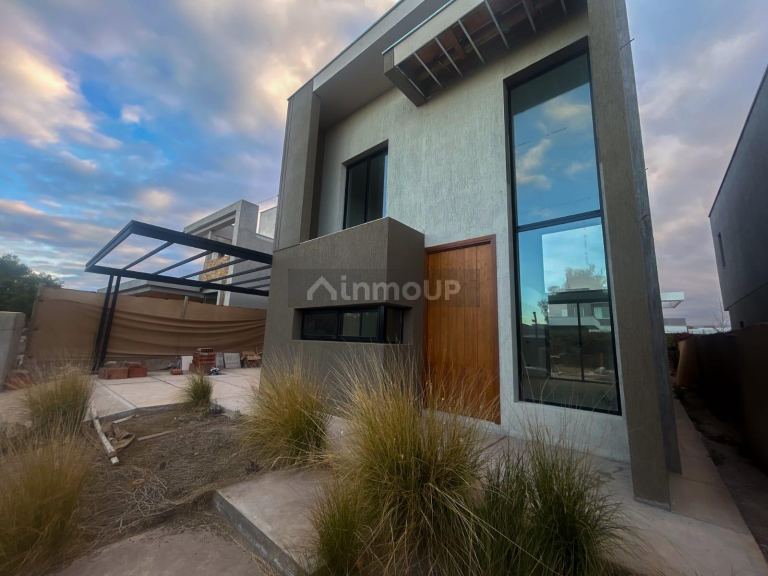 Casa en Venta en Maipu, Mendoza