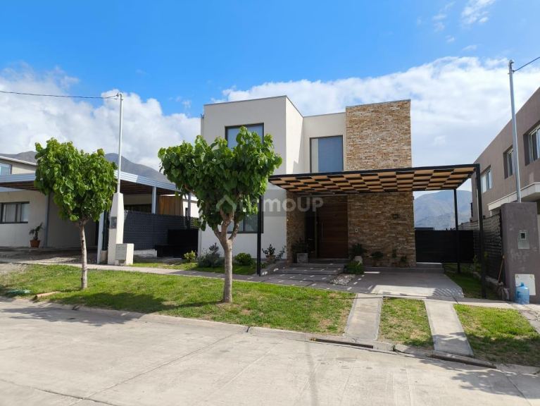 Casa en Venta en Las Heras, Mendoza