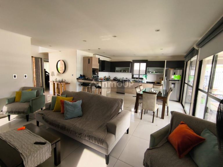 Casa en Venta en Las Heras, Mendoza
