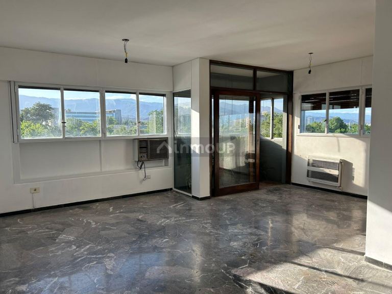 Oficina en Venta en Godoy Cruz, Mendoza