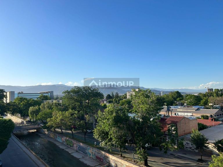 Oficina en Venta en Godoy Cruz, Mendoza