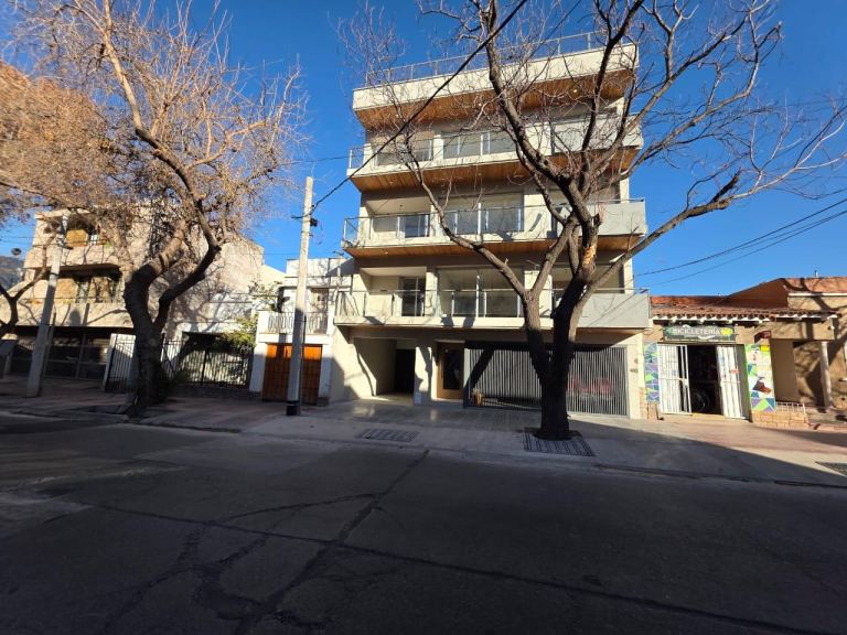 Departamento en Venta en Godoy Cruz, Mendoza