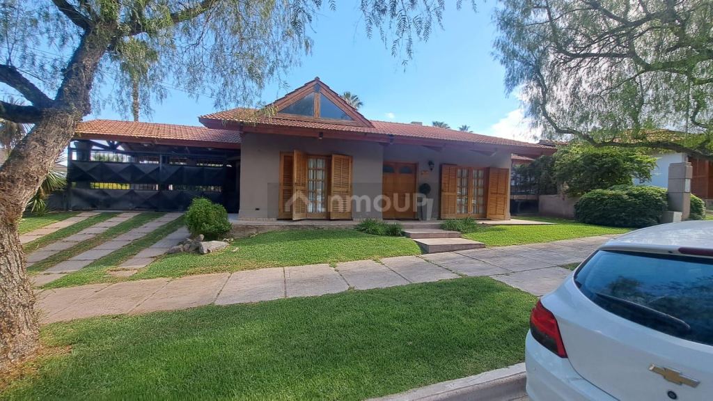 Chalet en Venta en Capital, Mendoza