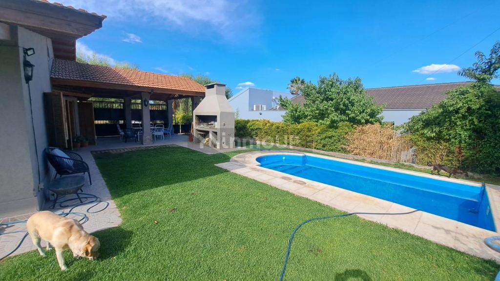 Chalet en Venta en Capital, Mendoza