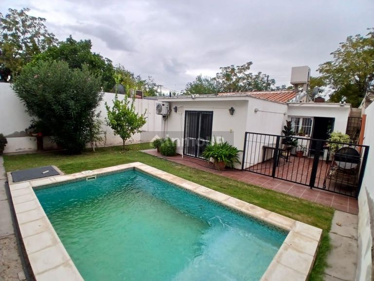 Casa en Venta en Guaymallen, Mendoza