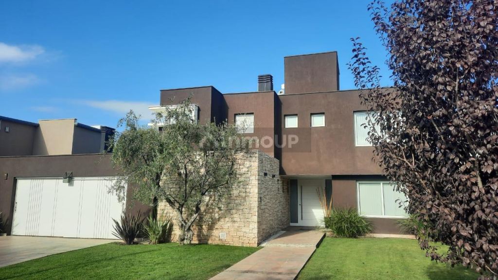 Casa en Venta en Lujan de Cuyo, Mendoza