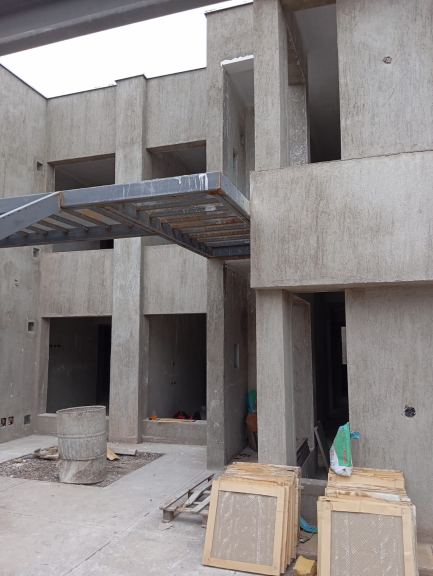 obra en sostenido avance