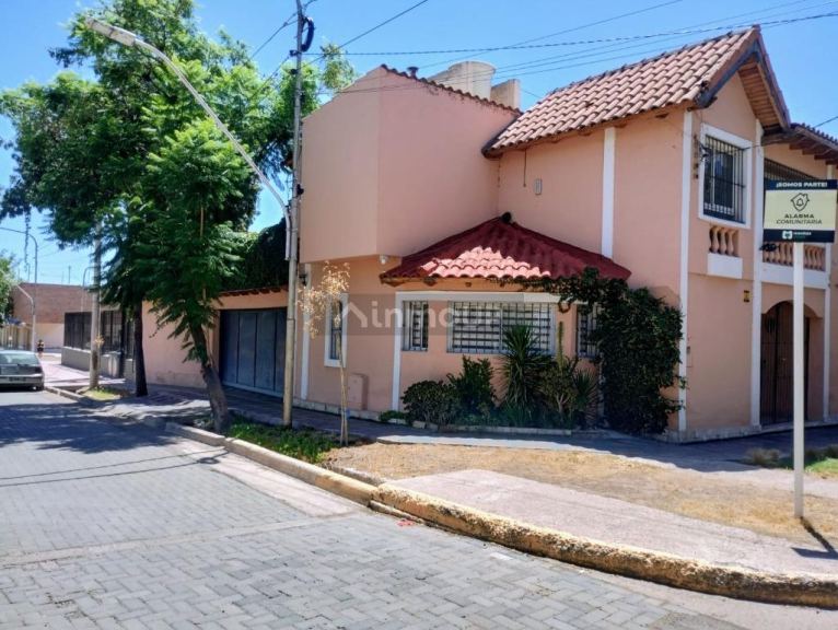Casa en Venta en Capital, Mendoza