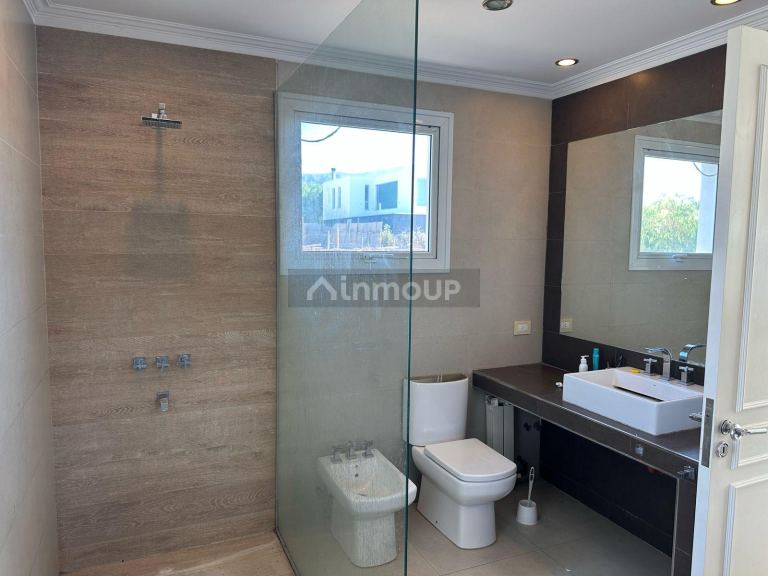 Casa en Venta en Capital, Mendoza