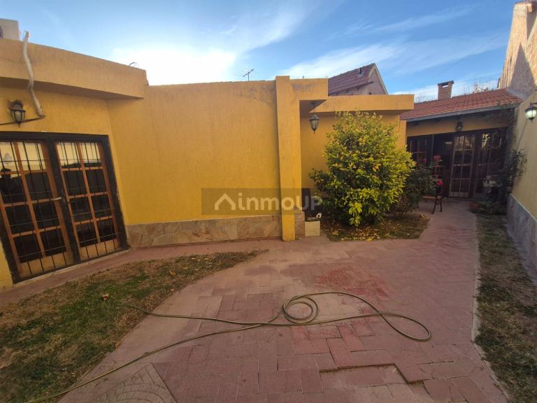 Casa en Venta en Guaymallen, Mendoza