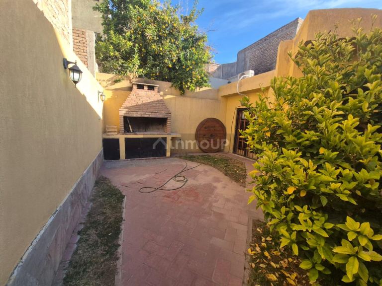 Casa en Venta en Guaymallen, Mendoza