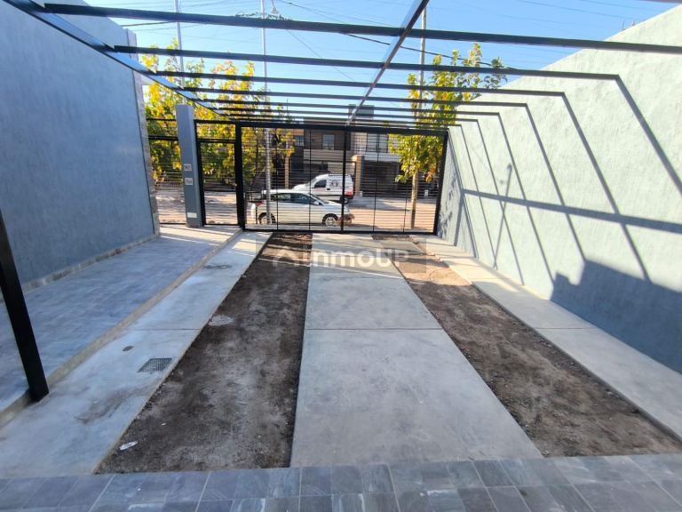 Casa en Venta en Guaymallen, Mendoza