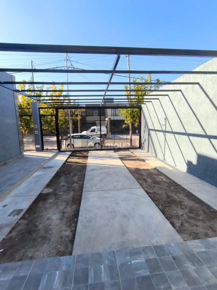 Casa en Venta en Guaymallen, Mendoza