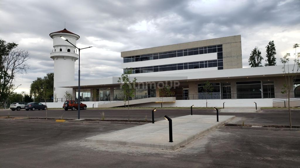 Oficina en Venta en Maipu, Mendoza