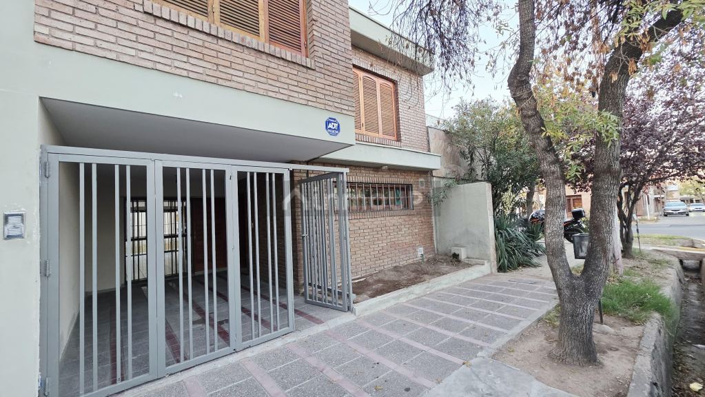 Casa en Venta en Capital, Mendoza