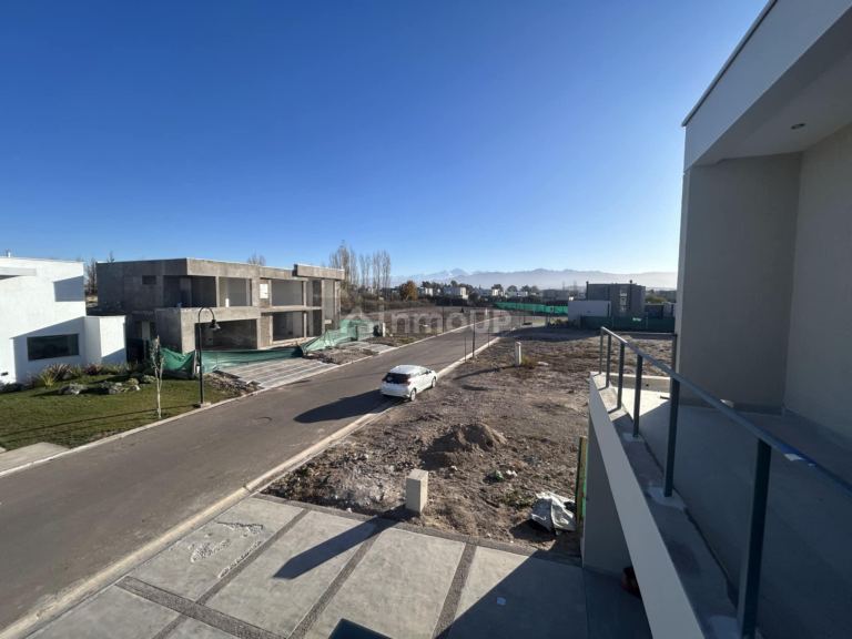 Casa en Venta en Lujan de Cuyo, Mendoza