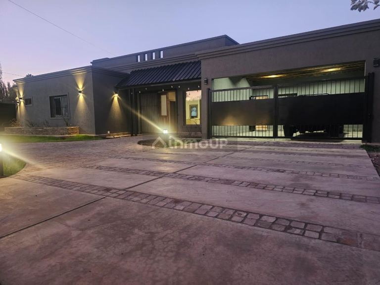 Casa en Venta en Maipu, Mendoza