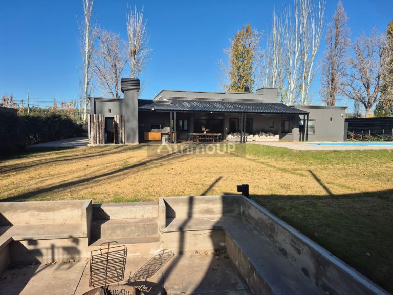 Casa en Venta en Maipu, Mendoza