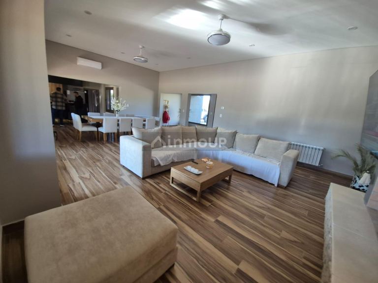 Casa en Venta en Maipu, Mendoza