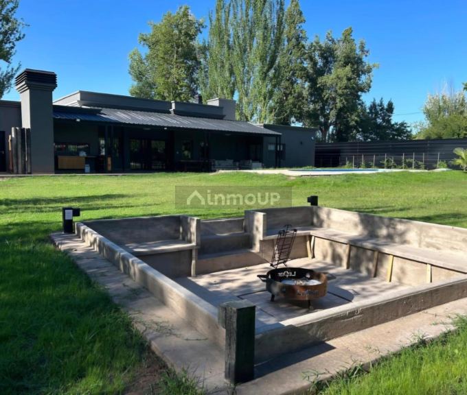 Casa en Venta en Maipu, Mendoza