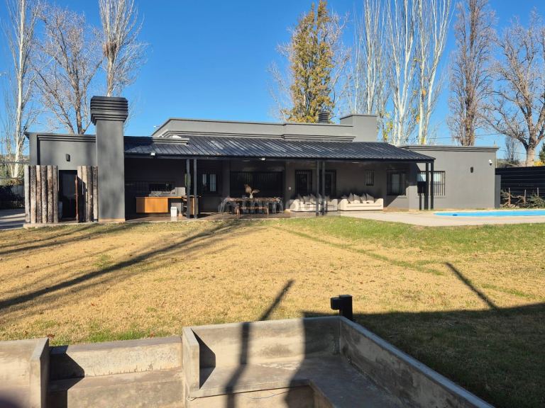 Casa en Venta en Maipu, Mendoza