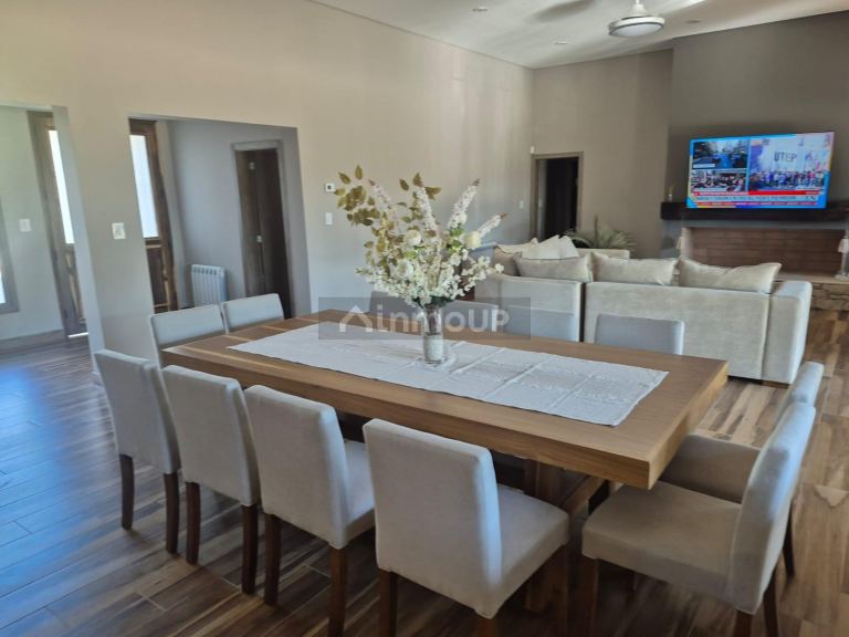 Casa en Venta en Maipu, Mendoza