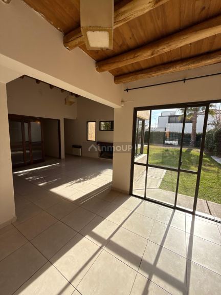 Casa en Alquiler en Maipu, Mendoza