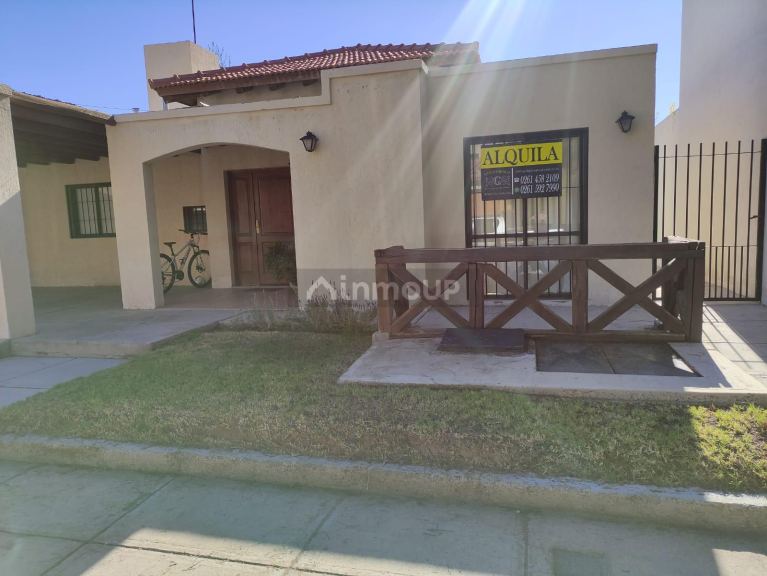Casa en Alquiler en Maipu, Mendoza