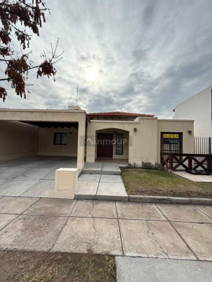 Casa en Alquiler en Maipu, Mendoza