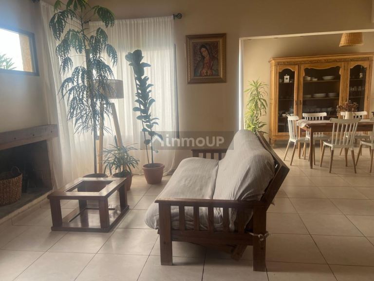 Casa en Alquiler en Maipu, Mendoza