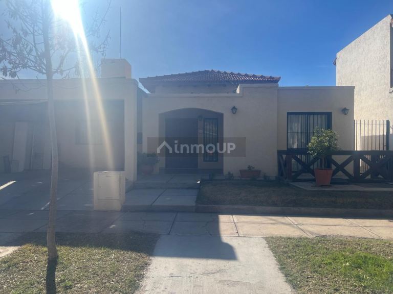 Casa en Alquiler en Maipu, Mendoza