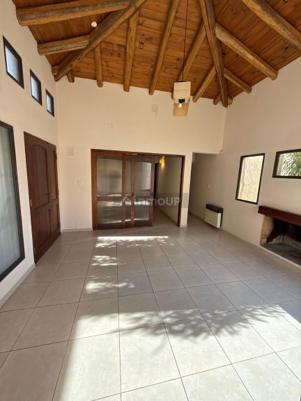 Casa en Alquiler en Maipu, Mendoza