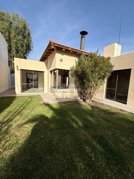 Casa en Alquiler en Maipu, Mendoza