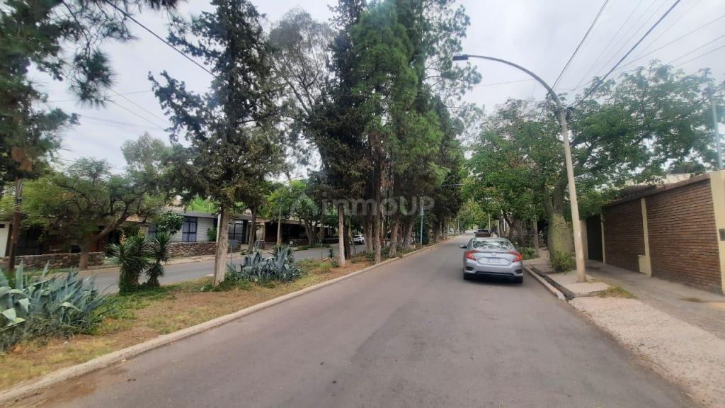 Chalet en Alquiler en Godoy Cruz, Mendoza